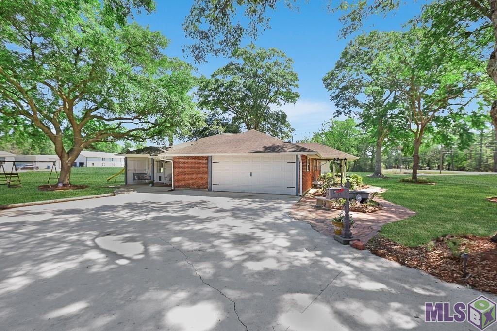 10215 Arnold Road Denham Springs, LA 70726 - Photo 6 of 29 Gallery Image 6