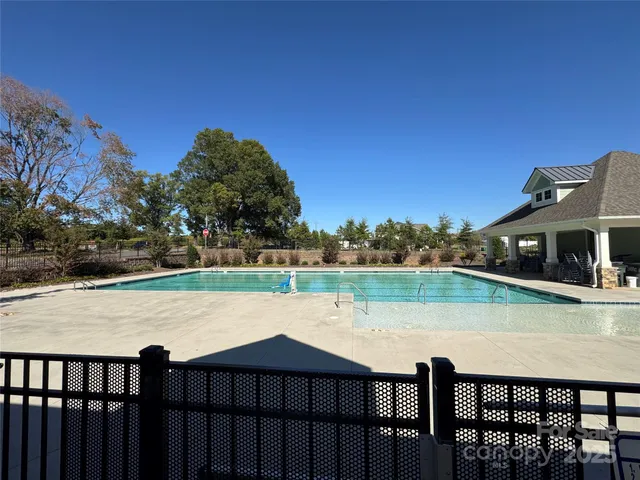 $442,000 | 9518 Harvard Oak Court, Charlotte, NC 28269