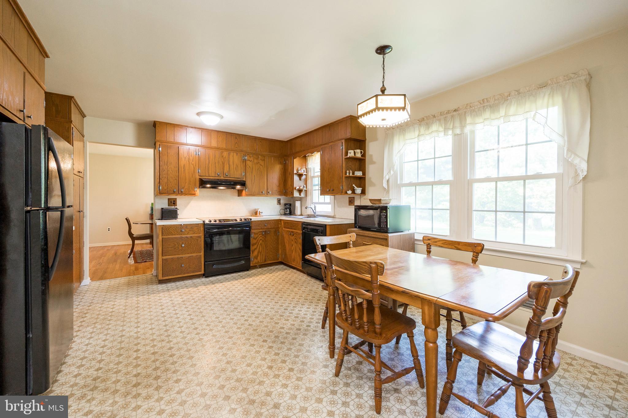 27 Crestview Road Phoenixville, PA 19460 - Photo 20 of 54 Gallery Image 20