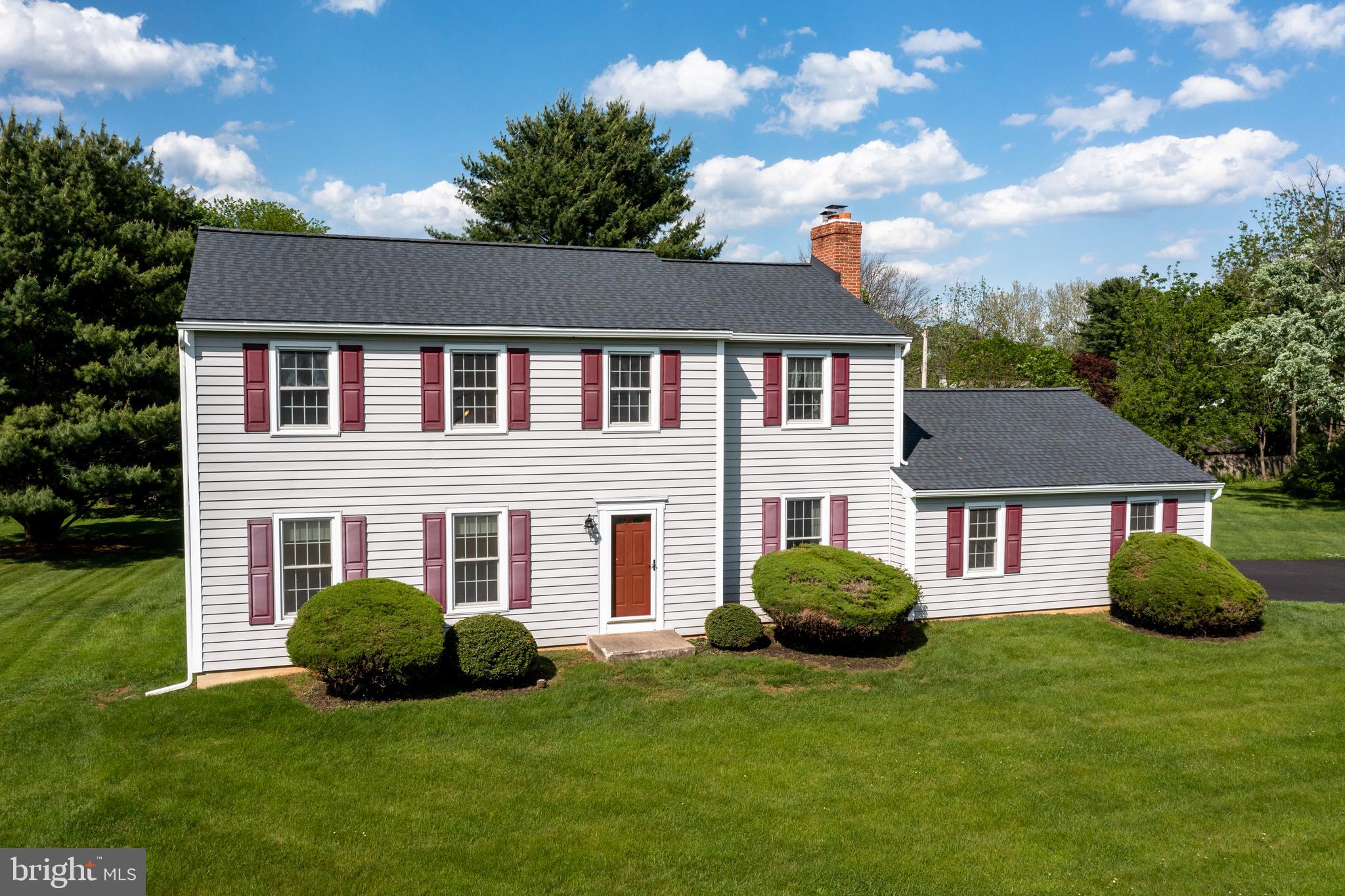 27 Crestview Road Phoenixville, PA 19460 - Photo 2 of 54 Gallery Image 2