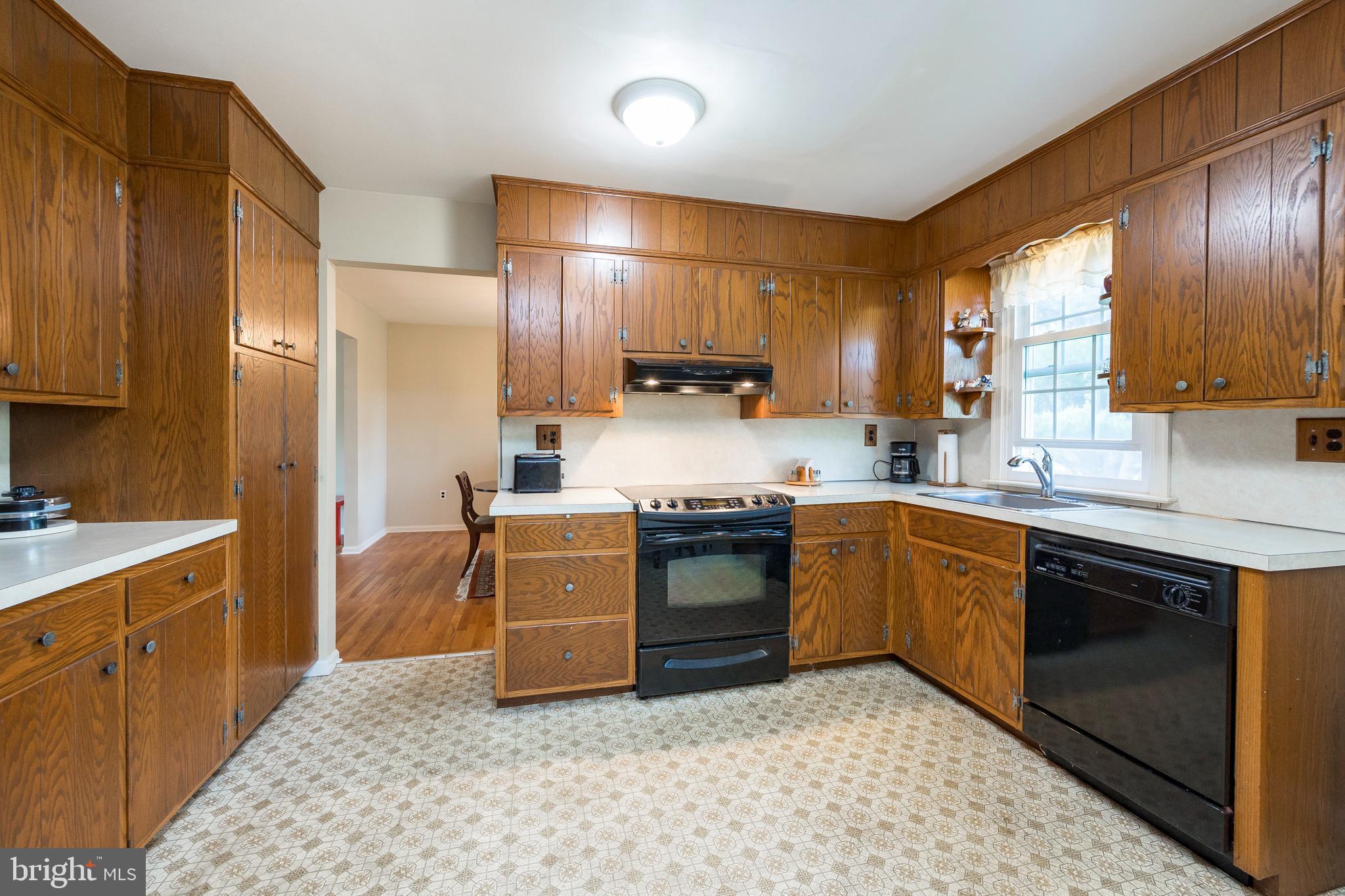 27 Crestview Road Phoenixville, PA 19460 - Photo 21 of 54 Gallery Image 21