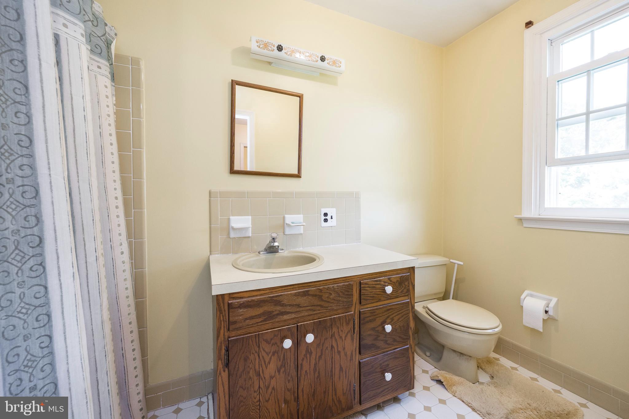 27 Crestview Road Phoenixville, PA 19460 - Photo 32 of 54 Gallery Image 32