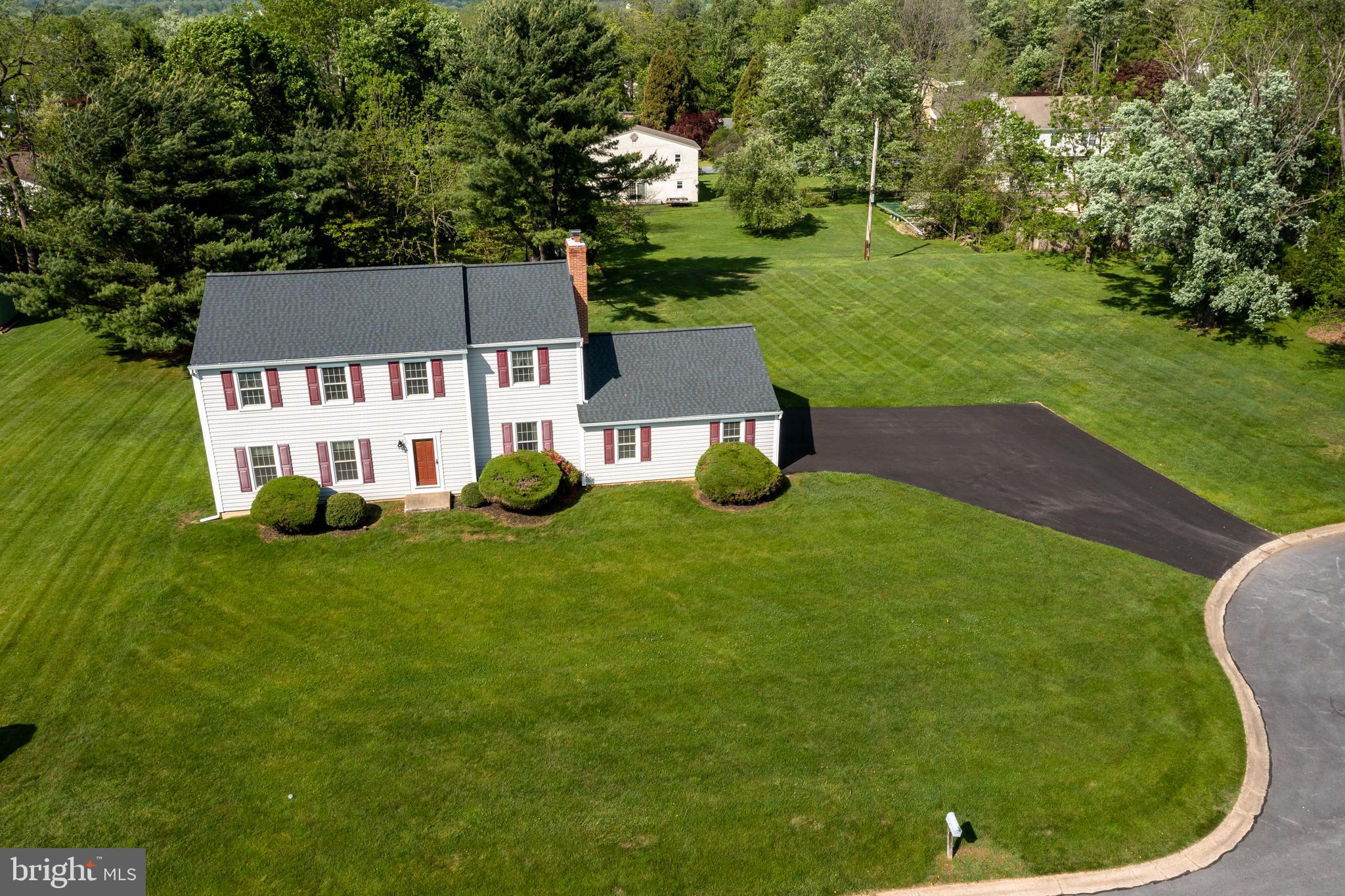 27 Crestview Road Phoenixville, PA 19460 - Photo 4 of 54 Gallery Image 4