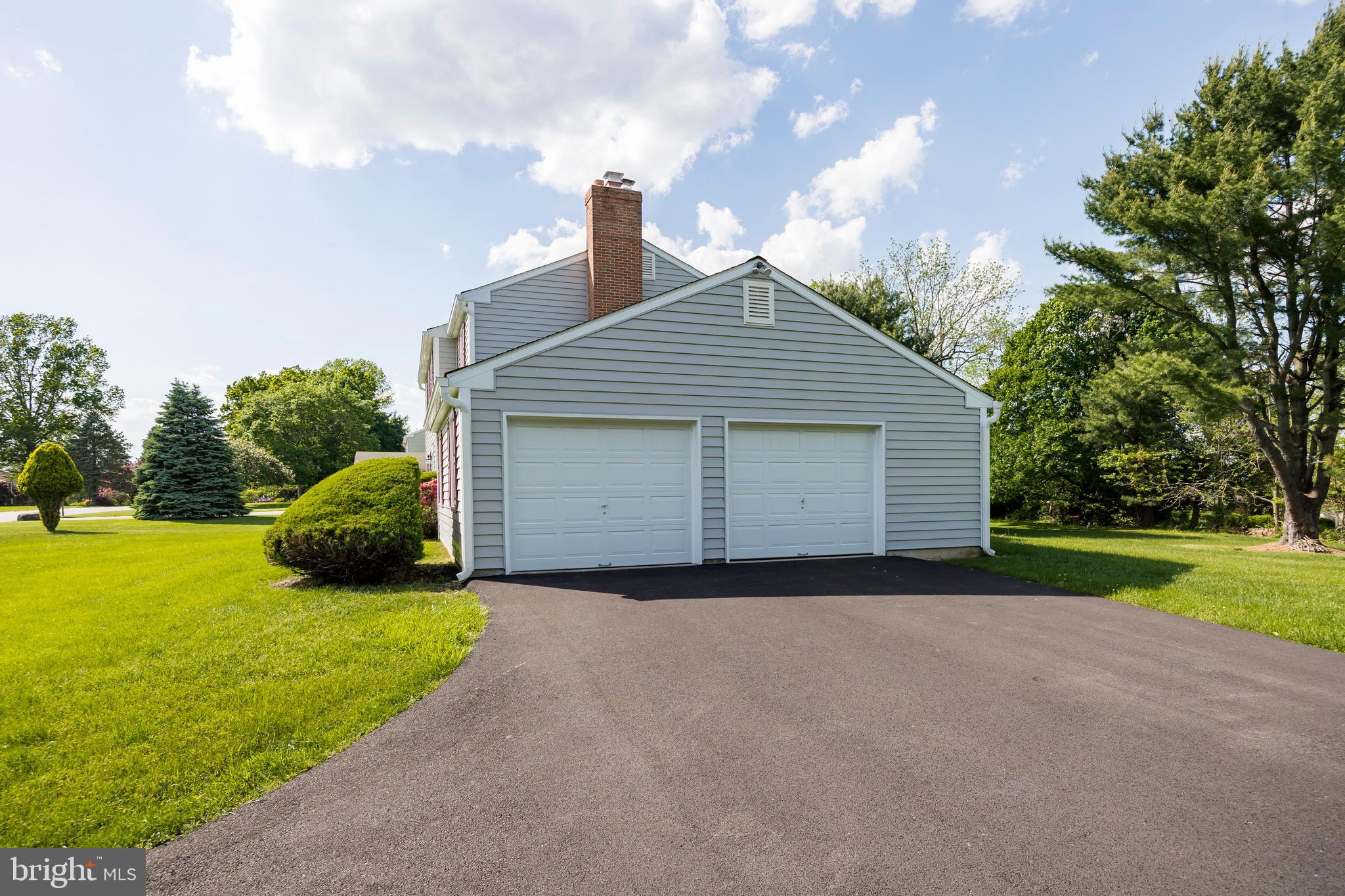 27 Crestview Road Phoenixville, PA 19460 - Photo 8 of 54 Gallery Image 8
