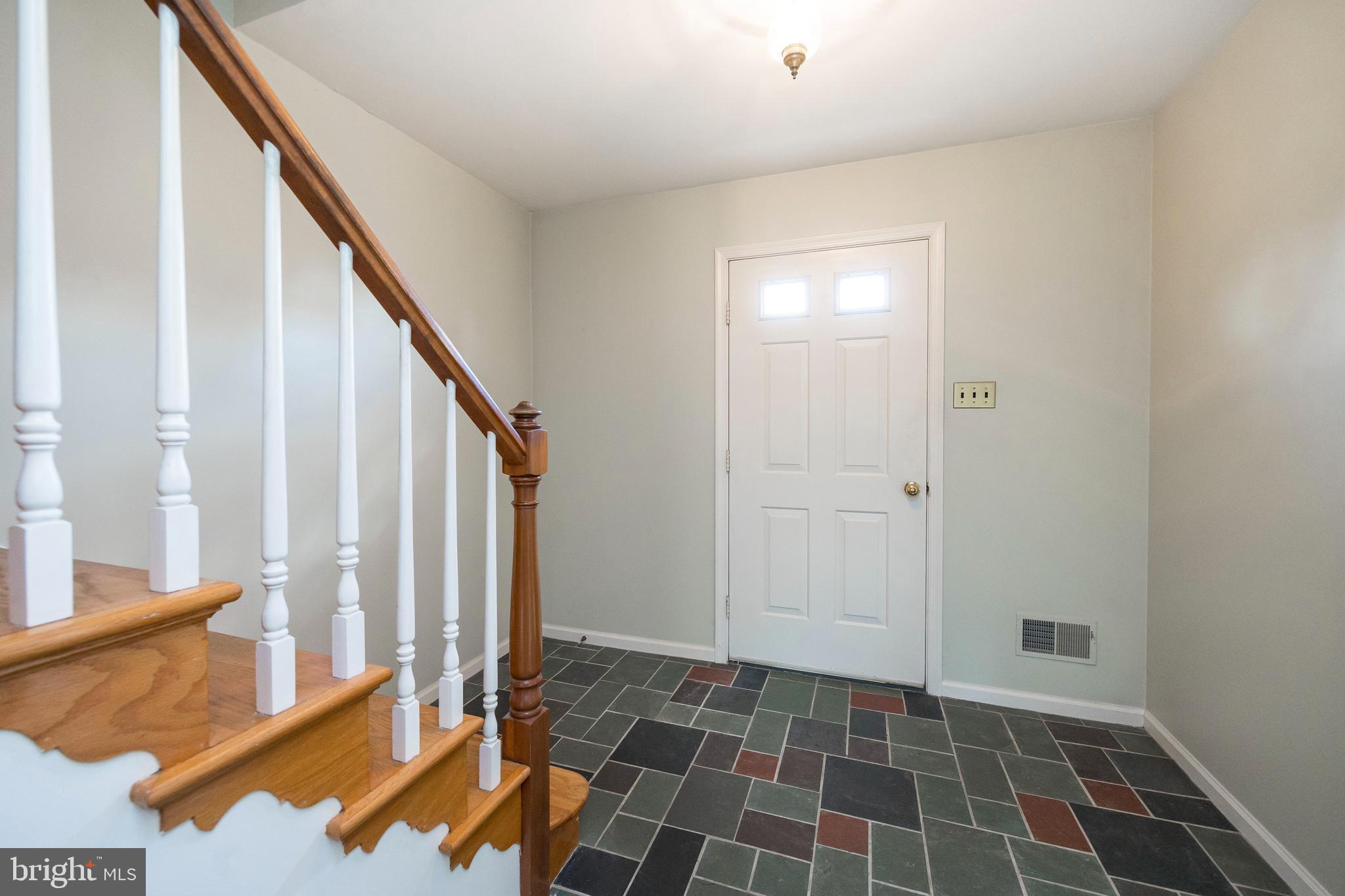 27 Crestview Road Phoenixville, PA 19460 - Photo 10 of 54 Gallery Image 10