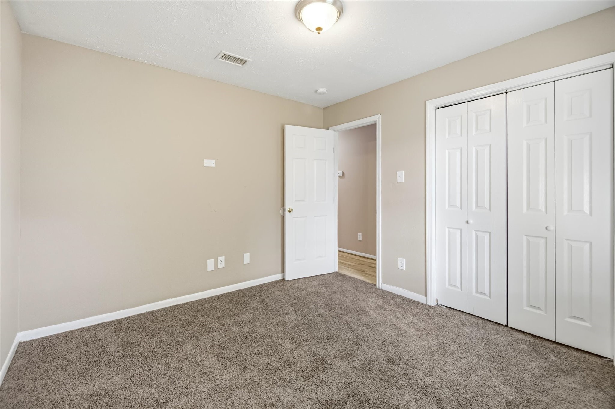 5418 Pershing Street Houston, TX 77033 - Photo 26 of 36