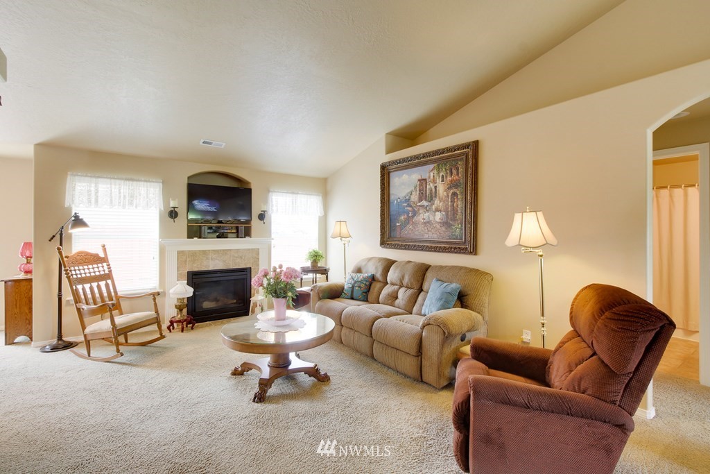 935 Hedine Road Walla Walla, WA 99362 - Photo 3 of 40 Gallery Image 3