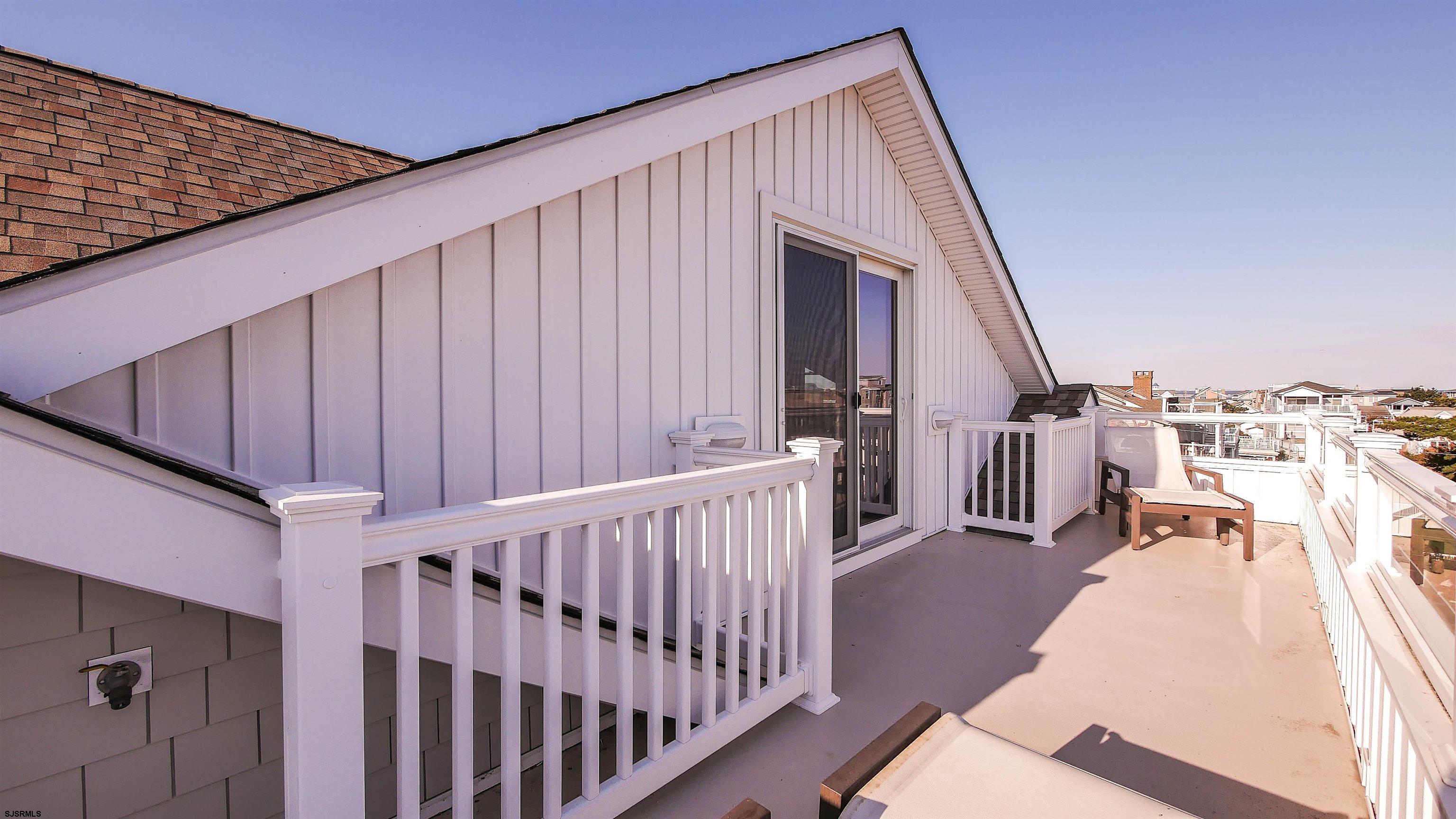 9 Commonwealth Avenue Strathmere, NJ 08248 - Photo 43 of 51 a view of a balcony