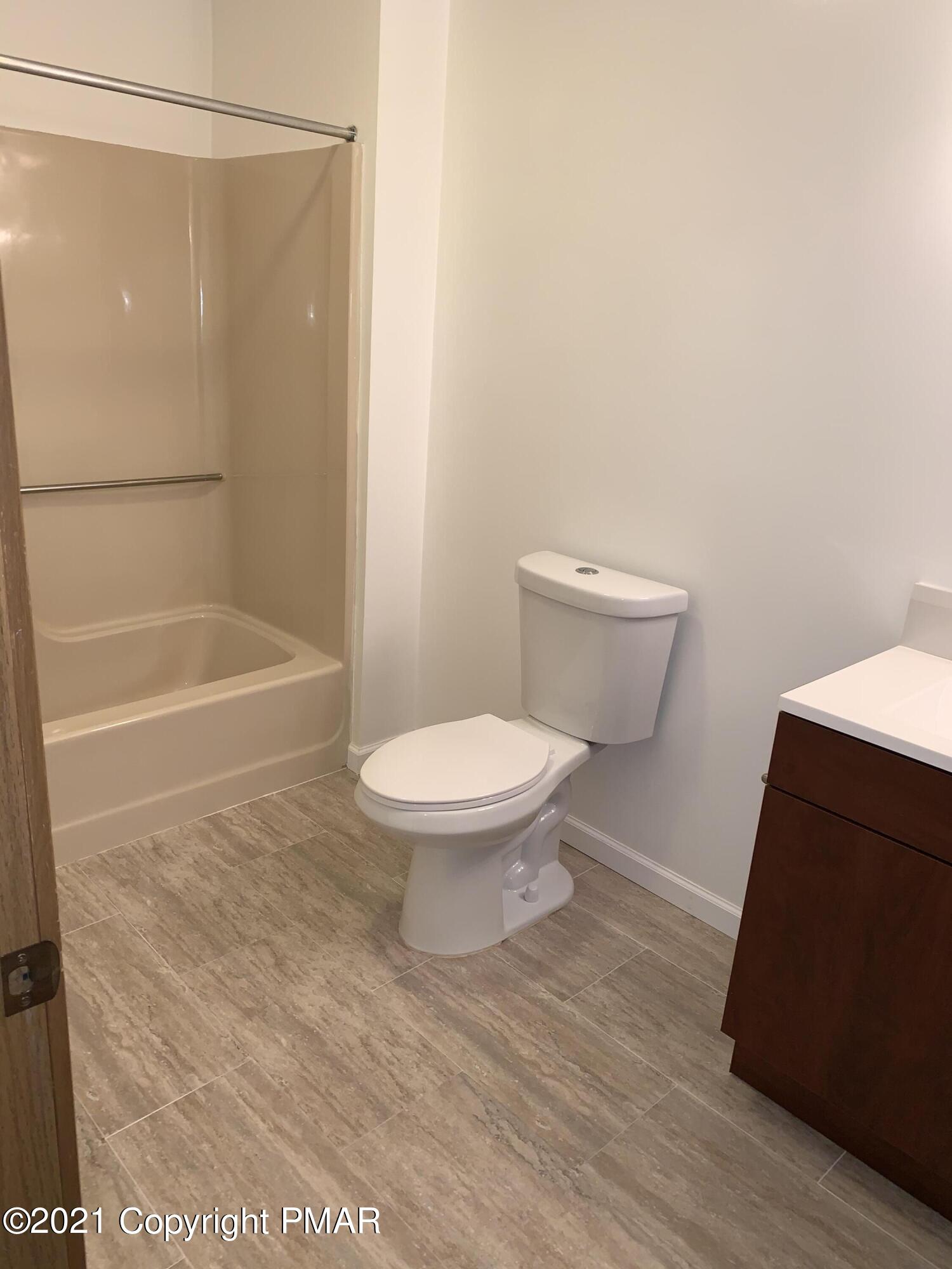 220 Sterling Circle Bushkill, PA 18324 - Photo 11 of 18 11-Main Bathroom