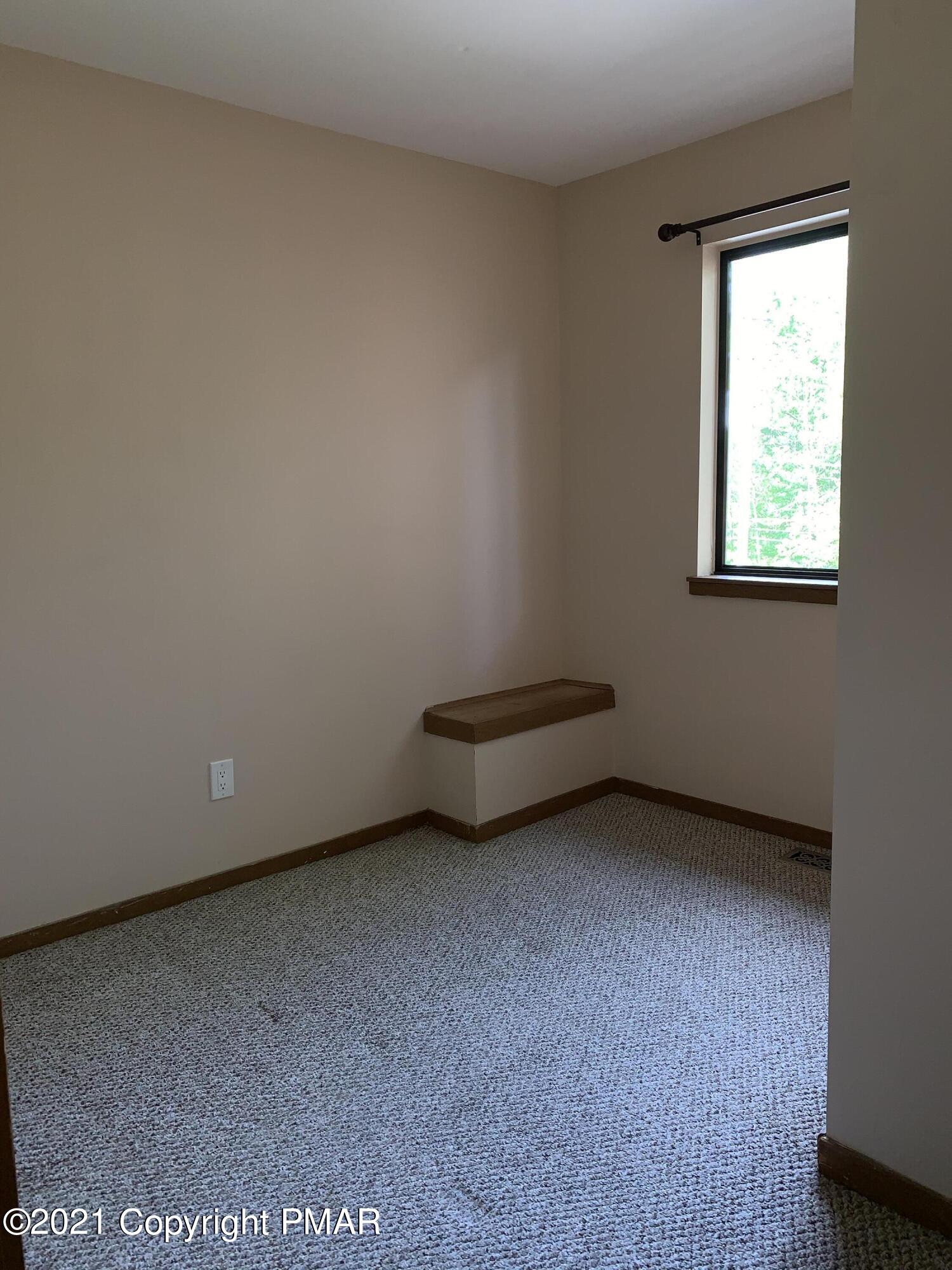 220 Sterling Circle Bushkill, PA 18324 - Photo 13 of 18 13-Bedroom 1