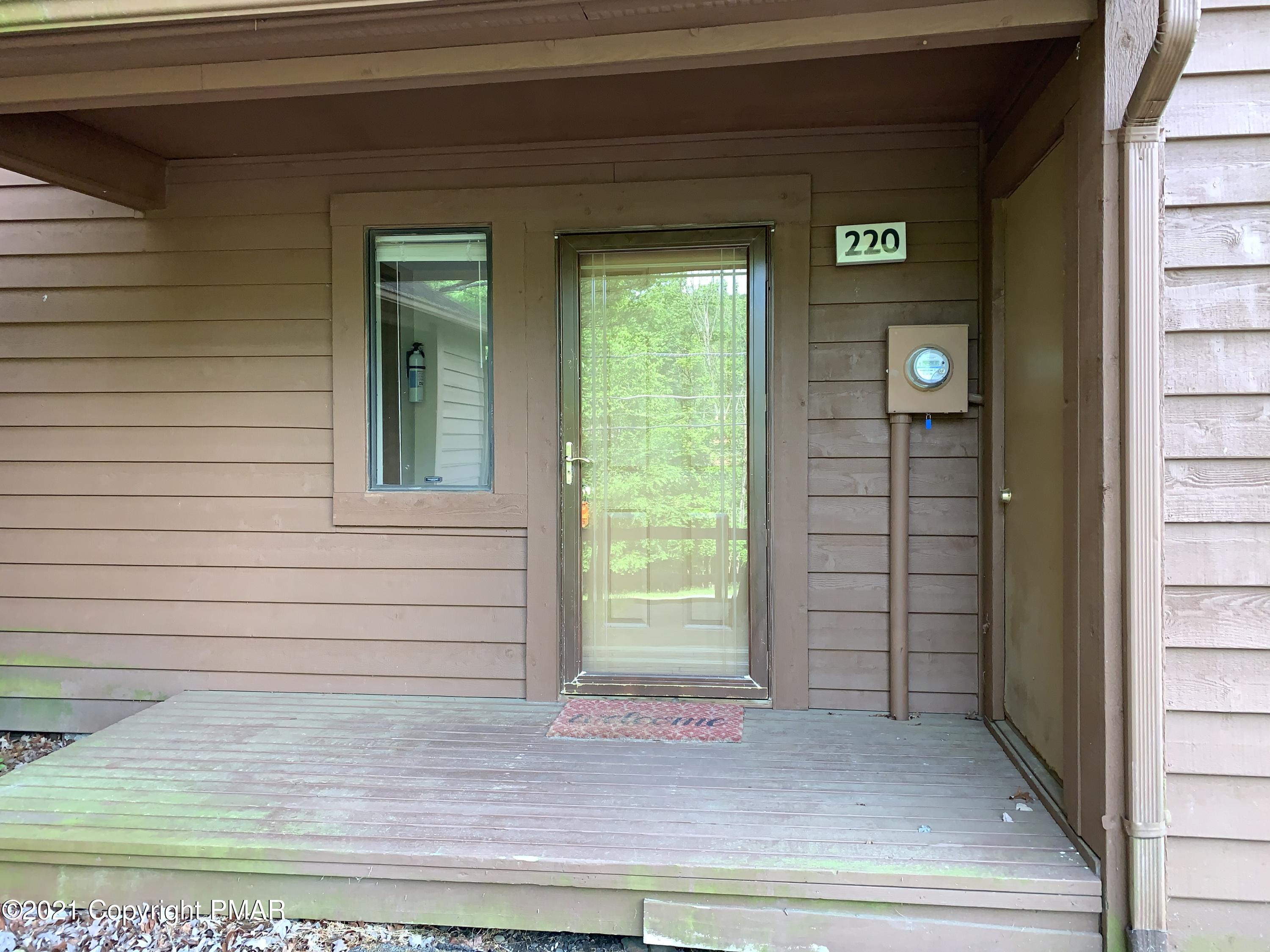 220 Sterling Circle Bushkill, PA 18324 - Photo 3 of 18 3-Front Porch