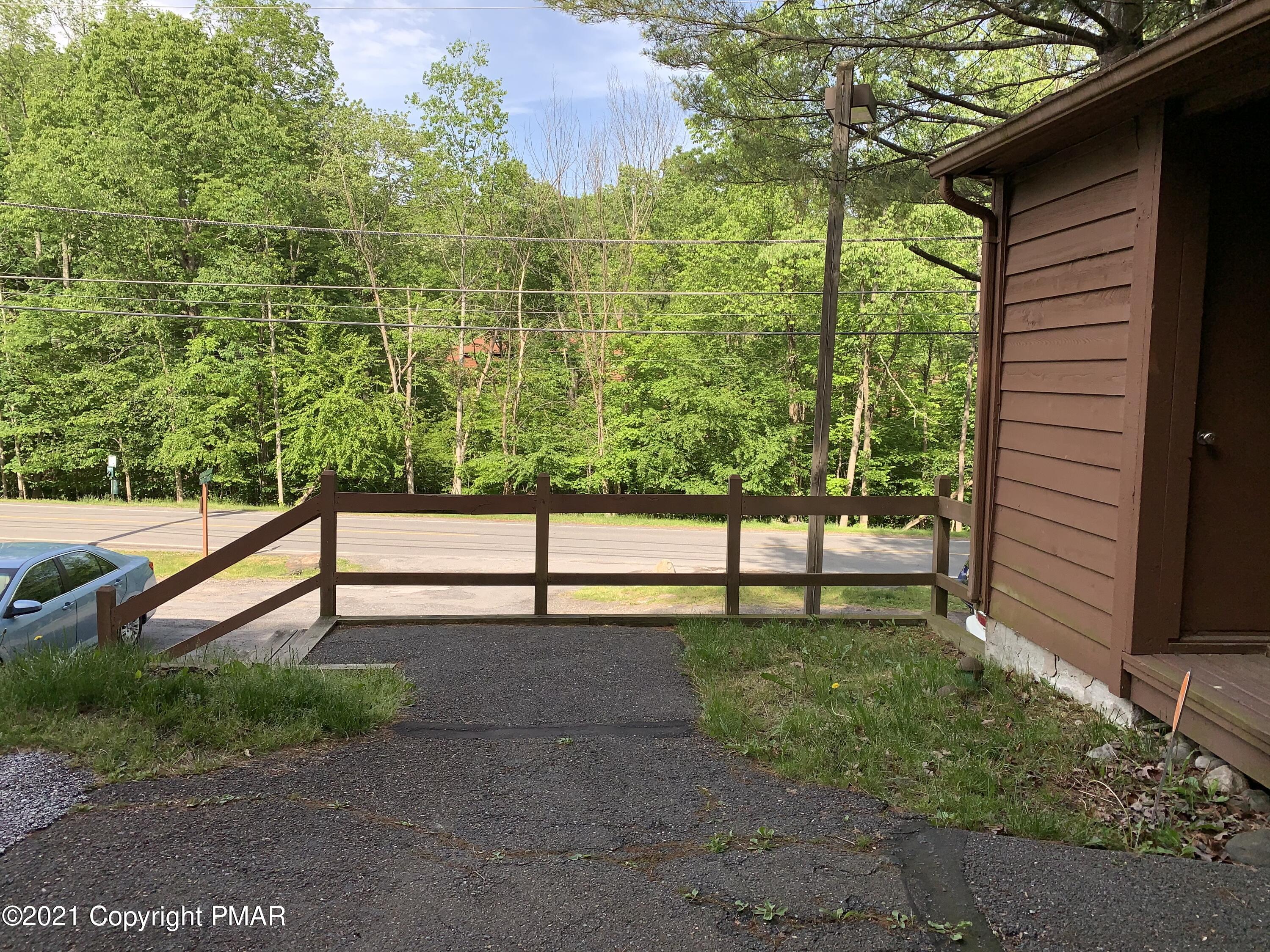 220 Sterling Circle Bushkill, PA 18324 - Photo 5 of 18 5-Front Porch View