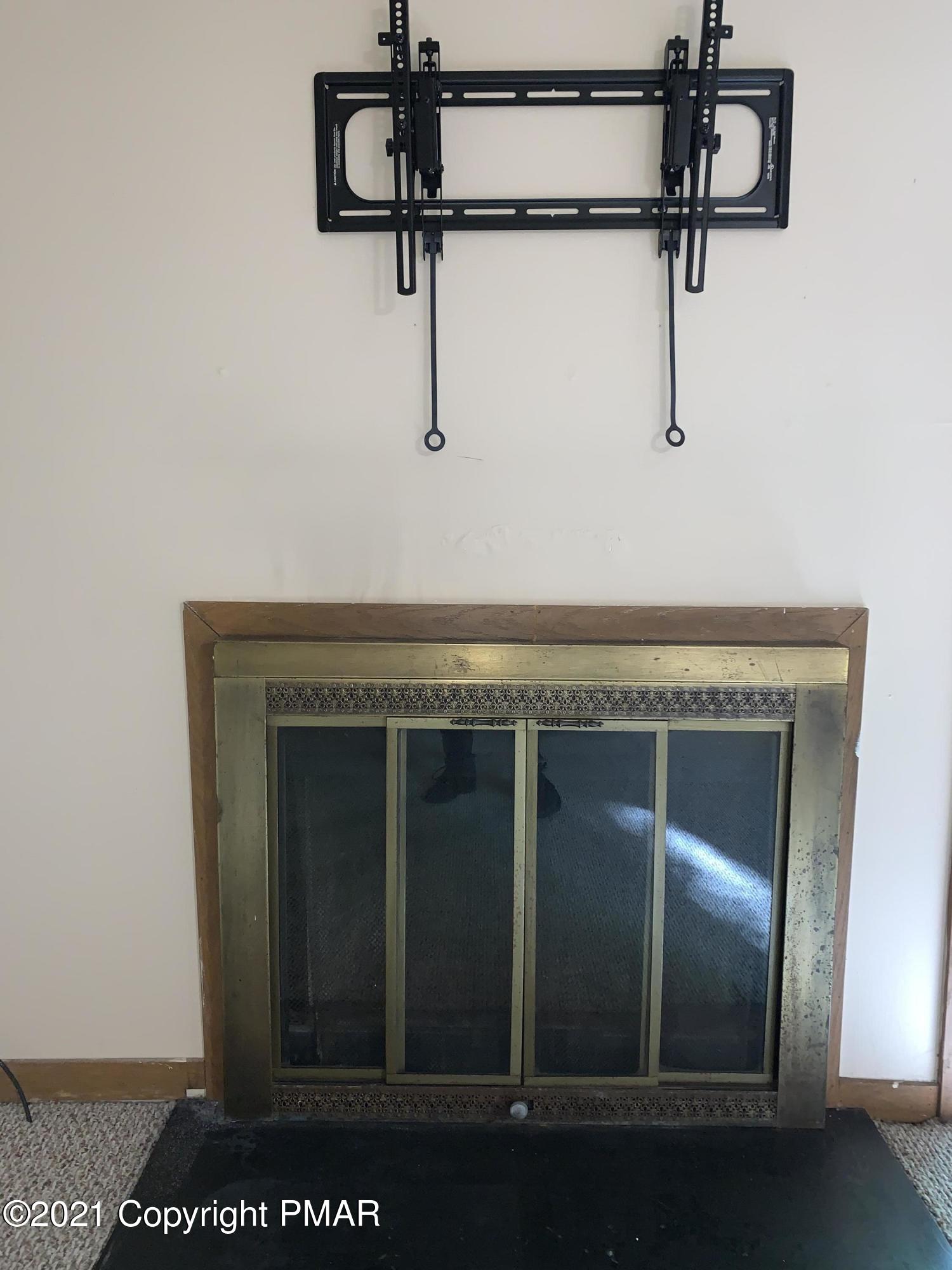 220 Sterling Circle Bushkill, PA 18324 - Photo 9 of 18 9-Fireplace