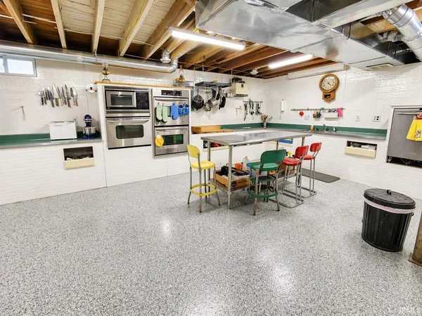 $650,000 | 5772 County Road 11A, Garrett, IN 46738
