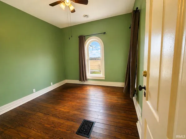 $650,000 | 5772 County Road 11A, Garrett, IN 46738