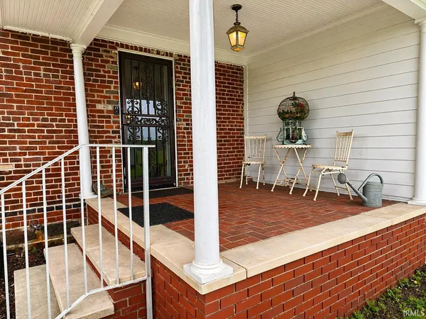 $650,000 | 5772 County Road 11A, Garrett, IN 46738