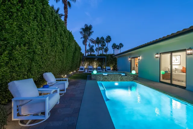 $1,885,000 | 3692 Escoba Drive, Palm Springs, CA 92264