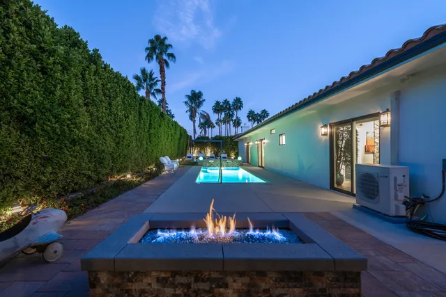 $1,885,000 | 3692 Escoba Drive, Palm Springs, CA 92264