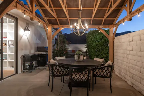$1,985,000 | 3692 Escoba Drive, Palm Springs, CA 92264