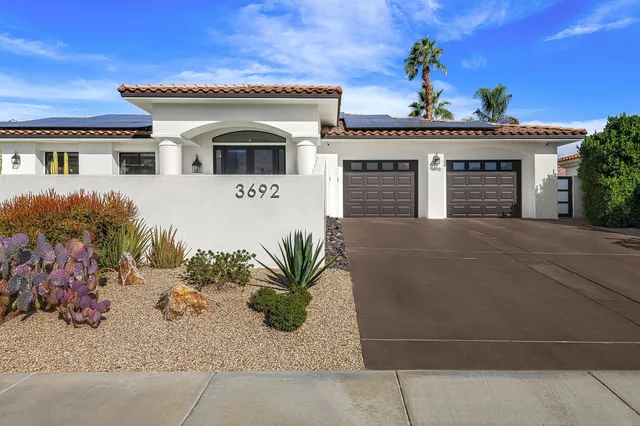 $1,885,000 | 3692 Escoba Drive, Palm Springs, CA 92264