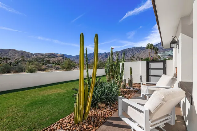 $1,885,000 | 3692 Escoba Drive, Palm Springs, CA 92264
