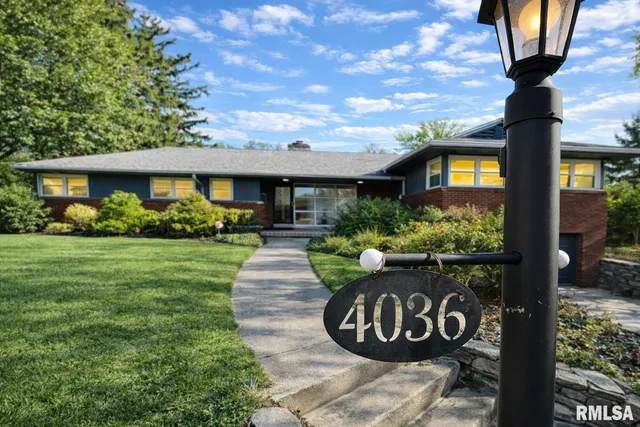 $279,900 | 4036 North Brookmont Road, Peoria, IL 61614