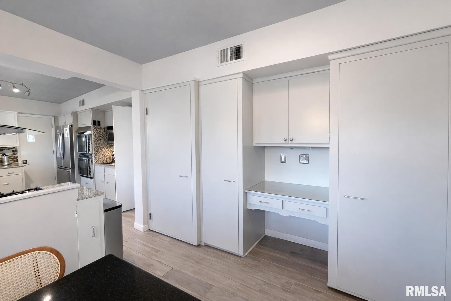 4036 North Brookmont Road Peoria, IL 61614 - Photo 19 of 38