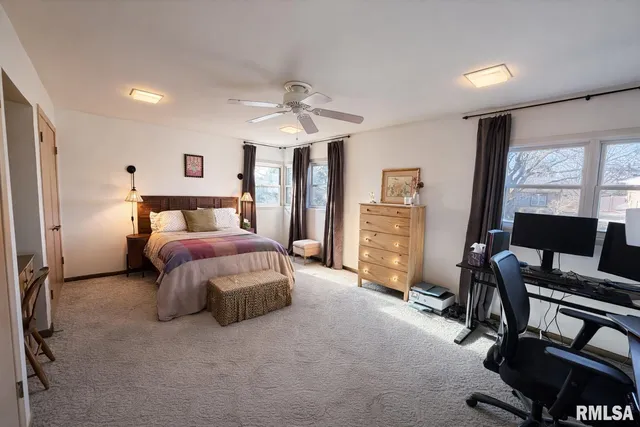 $279,900 | 4036 North Brookmont Road, Peoria, IL 61614