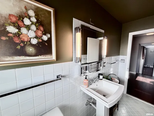 $279,900 | 4036 North Brookmont Road, Peoria, IL 61614