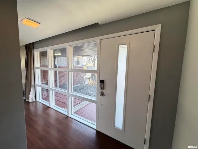 $279,900 | 4036 North Brookmont Road, Peoria, IL 61614