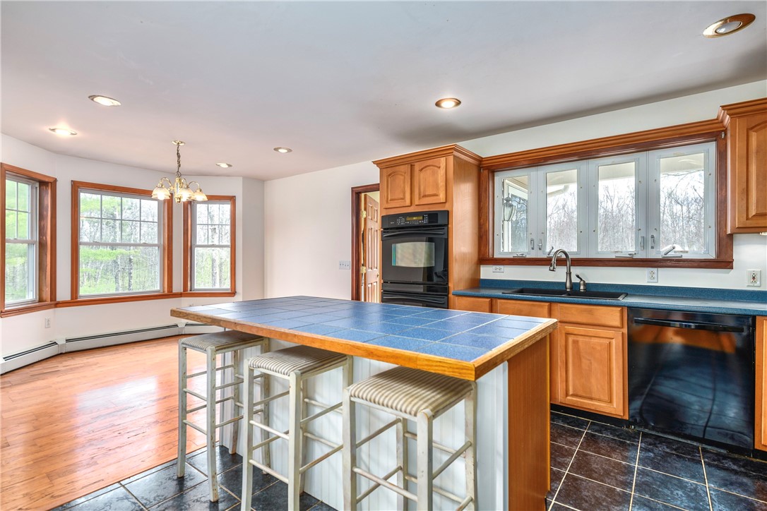 542 Spring Street Exeter, RI 02822 - Photo 12 of 47