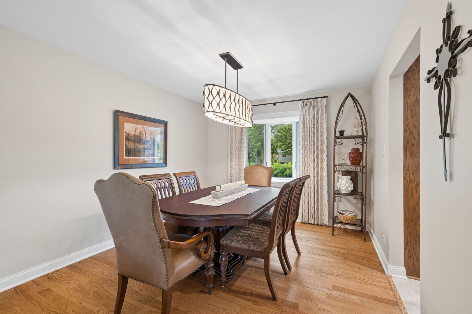 449 Farnham Lane Wheaton, IL 60189 - Photo 5 of 32