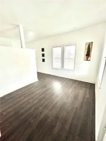 $700 | 501 West Ave D, Unit B, Kingsville, TX 78363