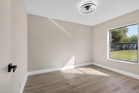 $179,999 | 24 Crossings Circle, Unit D, Boynton Beach, FL 33435