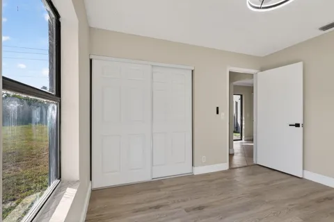 $179,999 | 24 Crossings Circle, Unit D, Boynton Beach, FL 33435