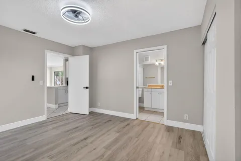 $179,999 | 24 Crossings Circle, Unit D, Boynton Beach, FL 33435