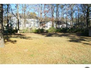 5933 Bluebonnet Road Charlotte, NC 28212 - Photo 3 of 13 a view of a yard with swimming pool