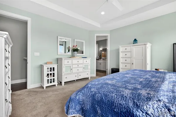 $819,900 | 408 Hamlet Court, Lake St. Louis, MO 63367