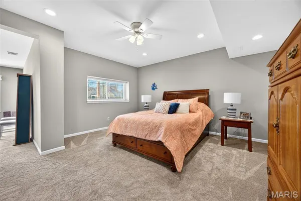 $819,900 | 408 Hamlet Court, Lake St. Louis, MO 63367