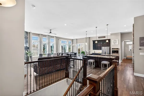 $819,900 | 408 Hamlet Court, Lake St. Louis, MO 63367