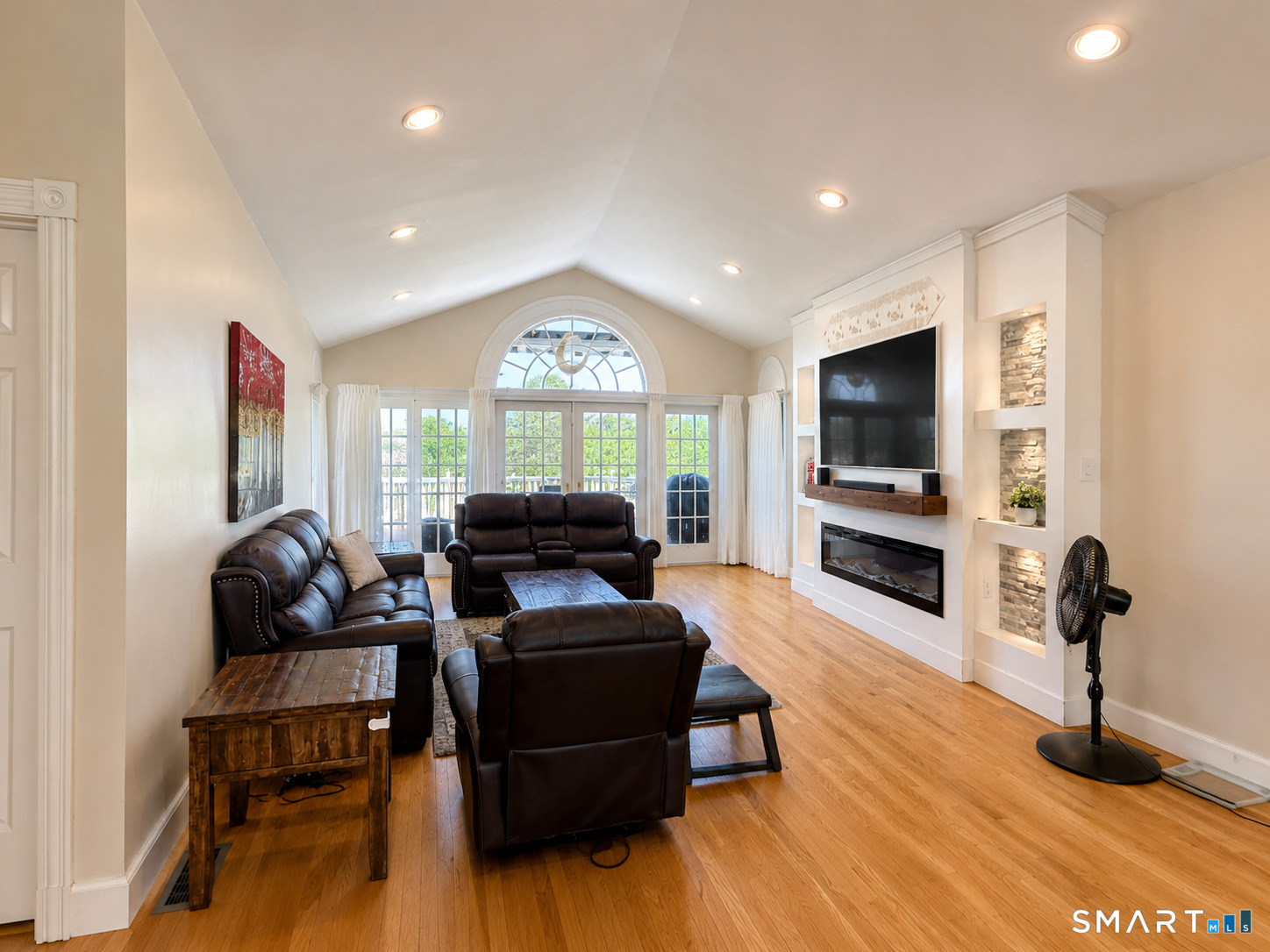 43 Barber Hill Road East Windsor, CT 06016 - Photo 13 of 33