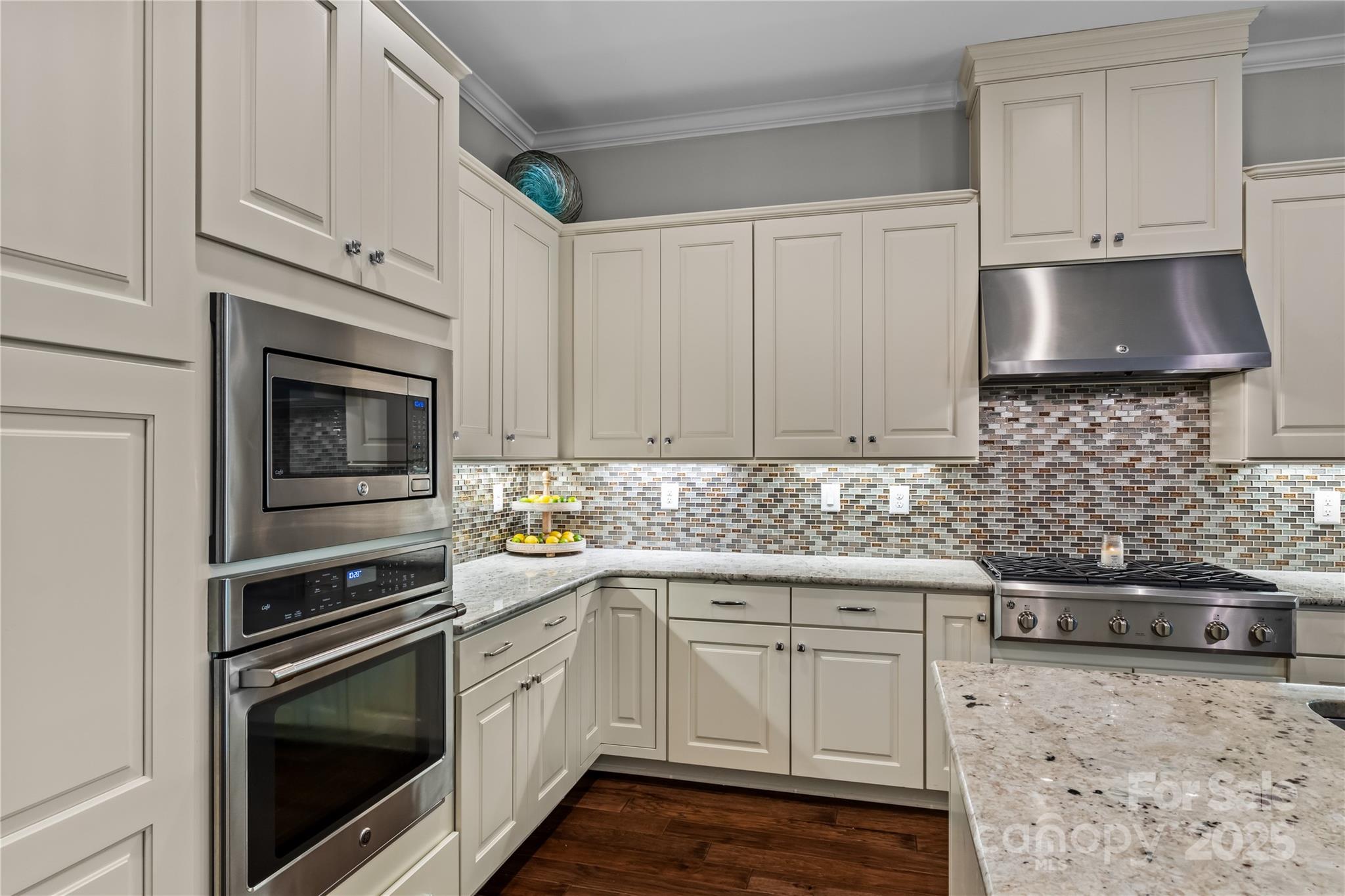 112 Chimney Rock Court Denver, NC 28037 - Photo 17 of 47