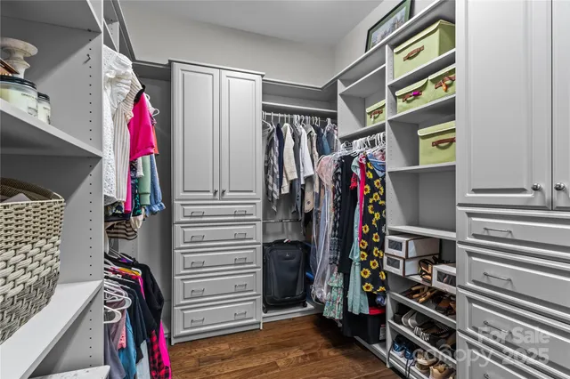 $1,010,000 | 112 Chimney Rock Court, Denver, NC 28037