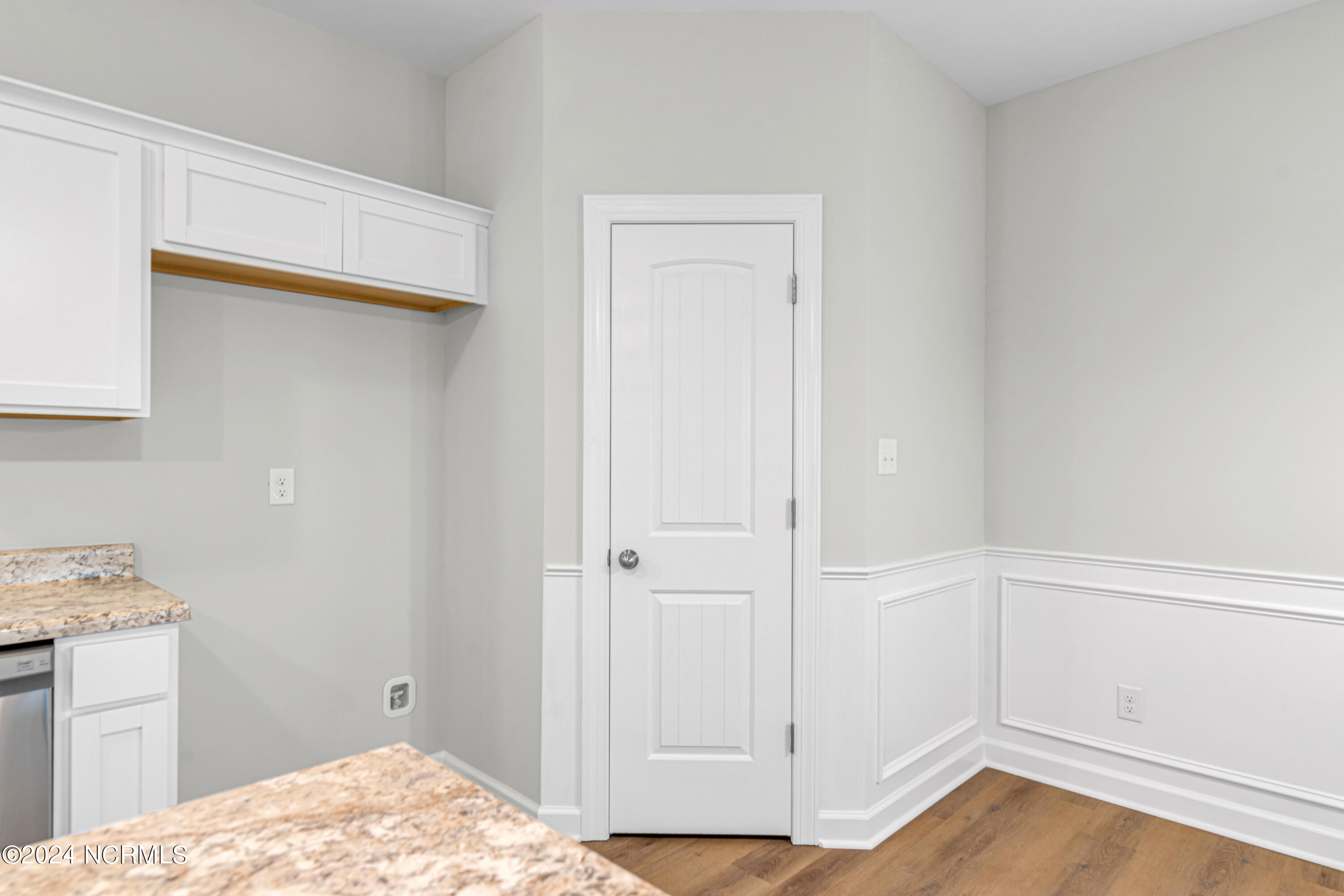 1229 Inner Banks Lane Jacksonville, NC 28546 - Photo 14 of 52 SIMILAR PHOTO