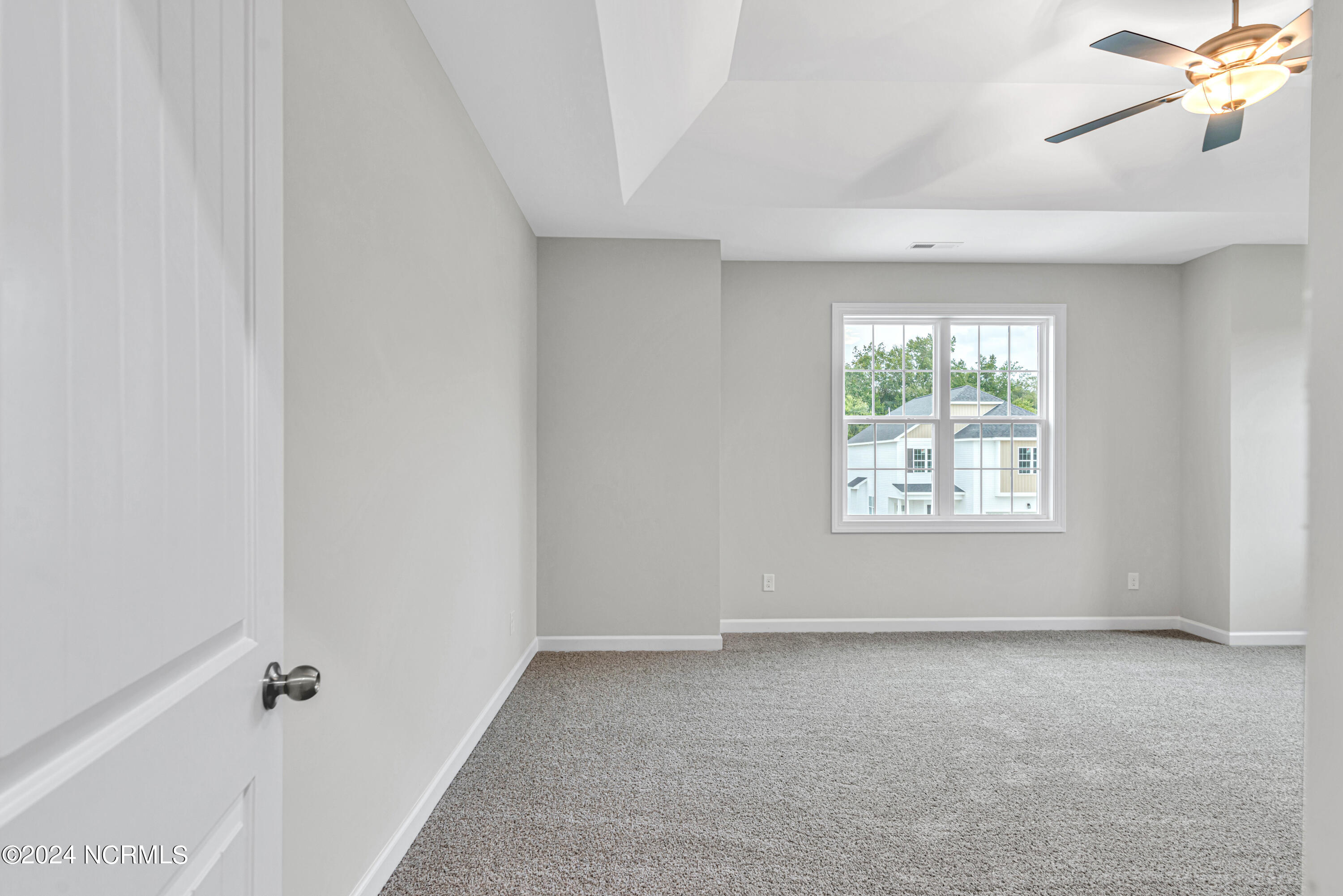 1229 Inner Banks Lane Jacksonville, NC 28546 - Photo 23 of 52 SIMILAR PHOTO