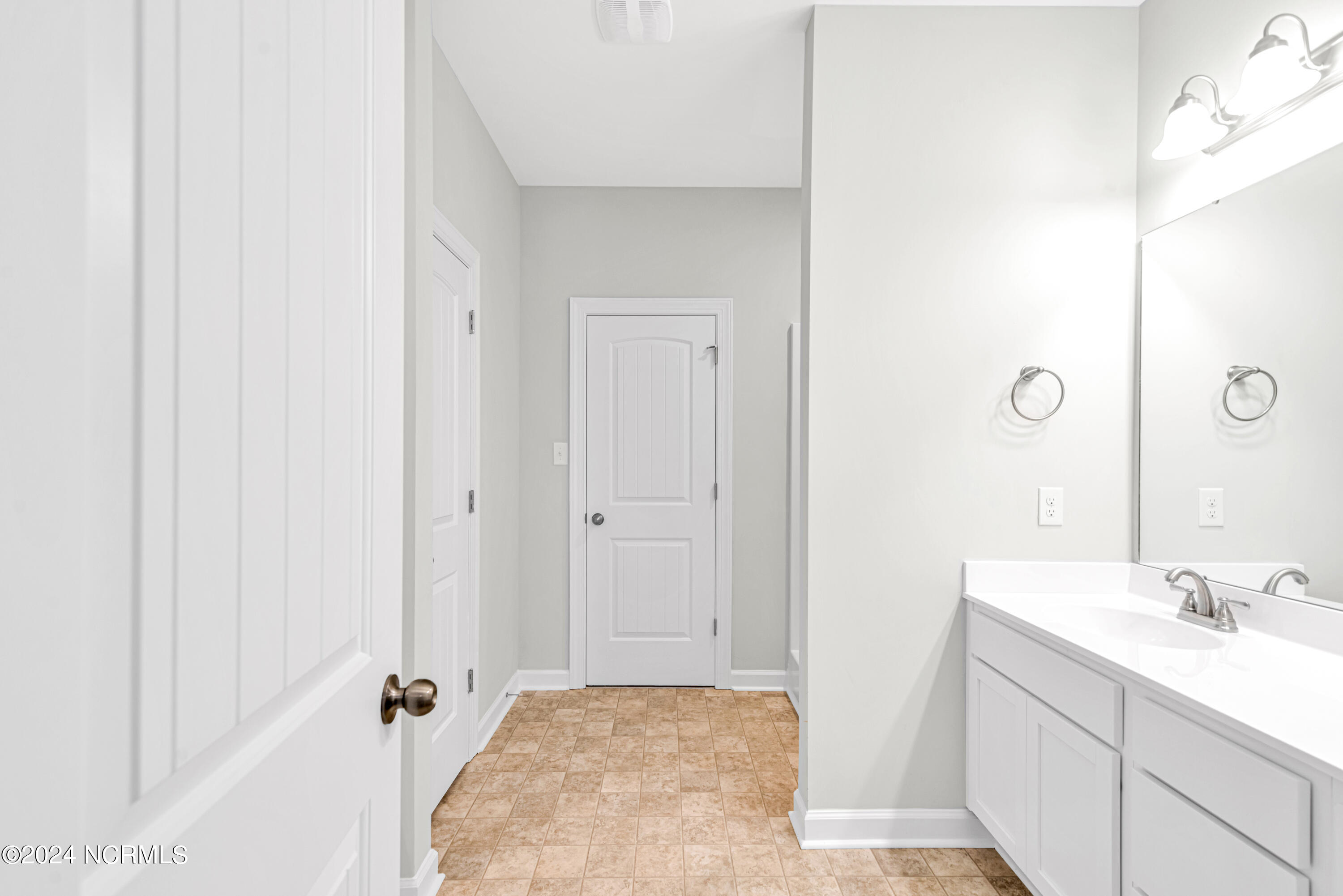 1229 Inner Banks Lane Jacksonville, NC 28546 - Photo 31 of 52 SIMILAR PHOTO