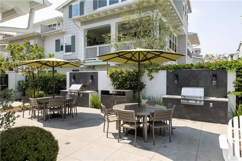 $2,300,000 | 2159 Andover Lane, Newport Beach, CA 92660