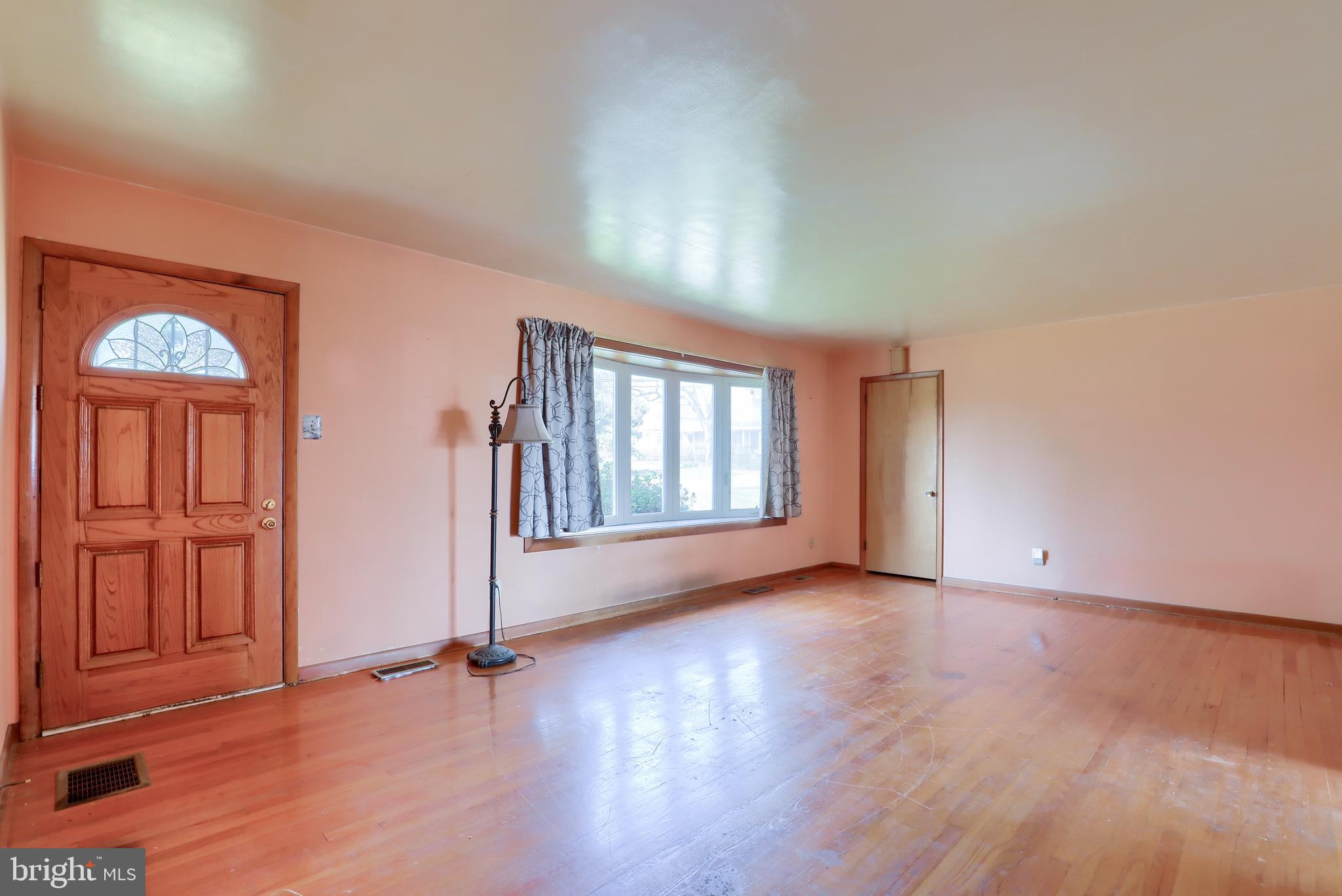 237 Oak Road Conestoga, PA 17516 - Photo 7 of 54