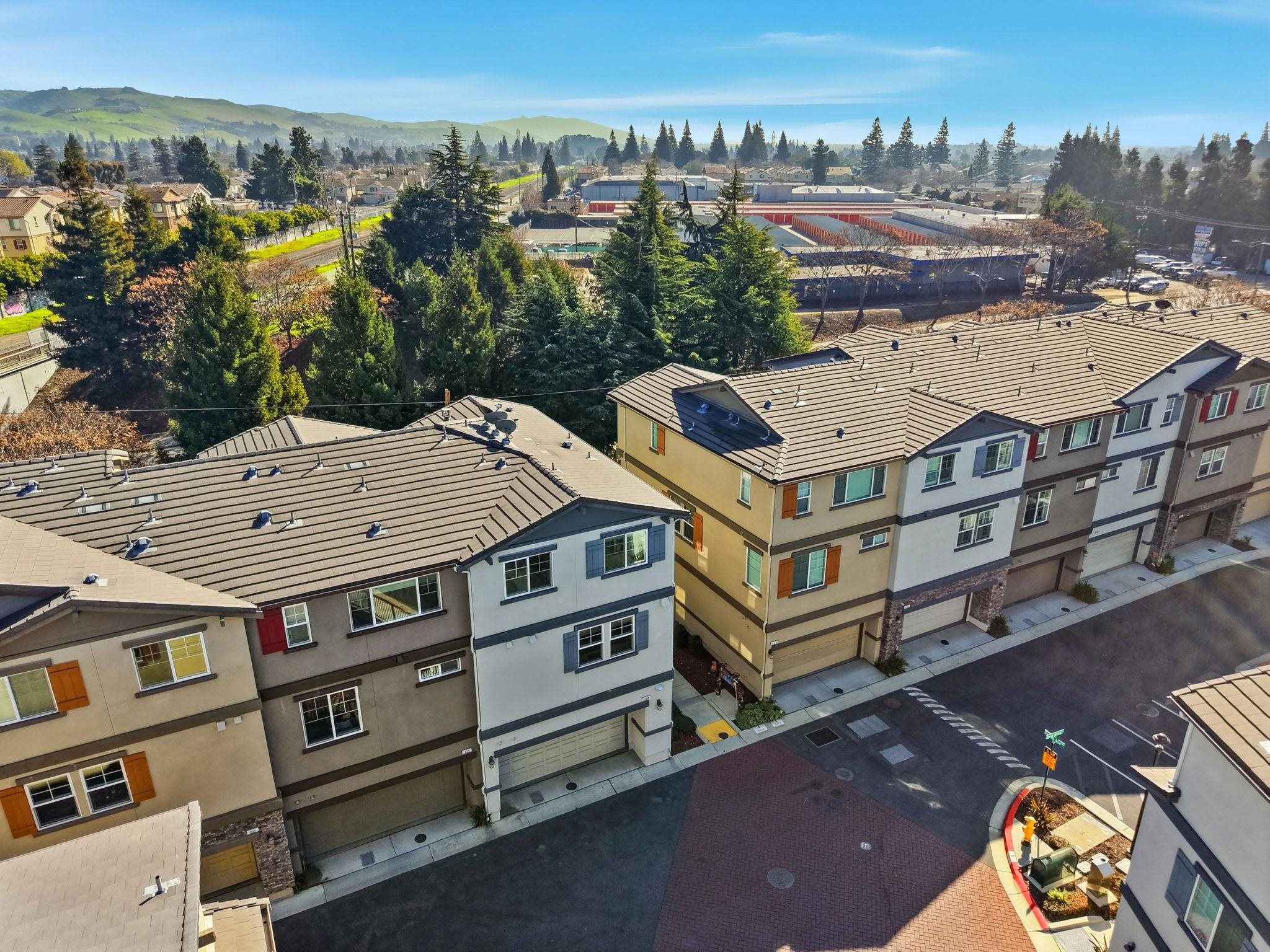 229 Spring Harvest Road Hayward, CA 94544 - Photo 32 of 36