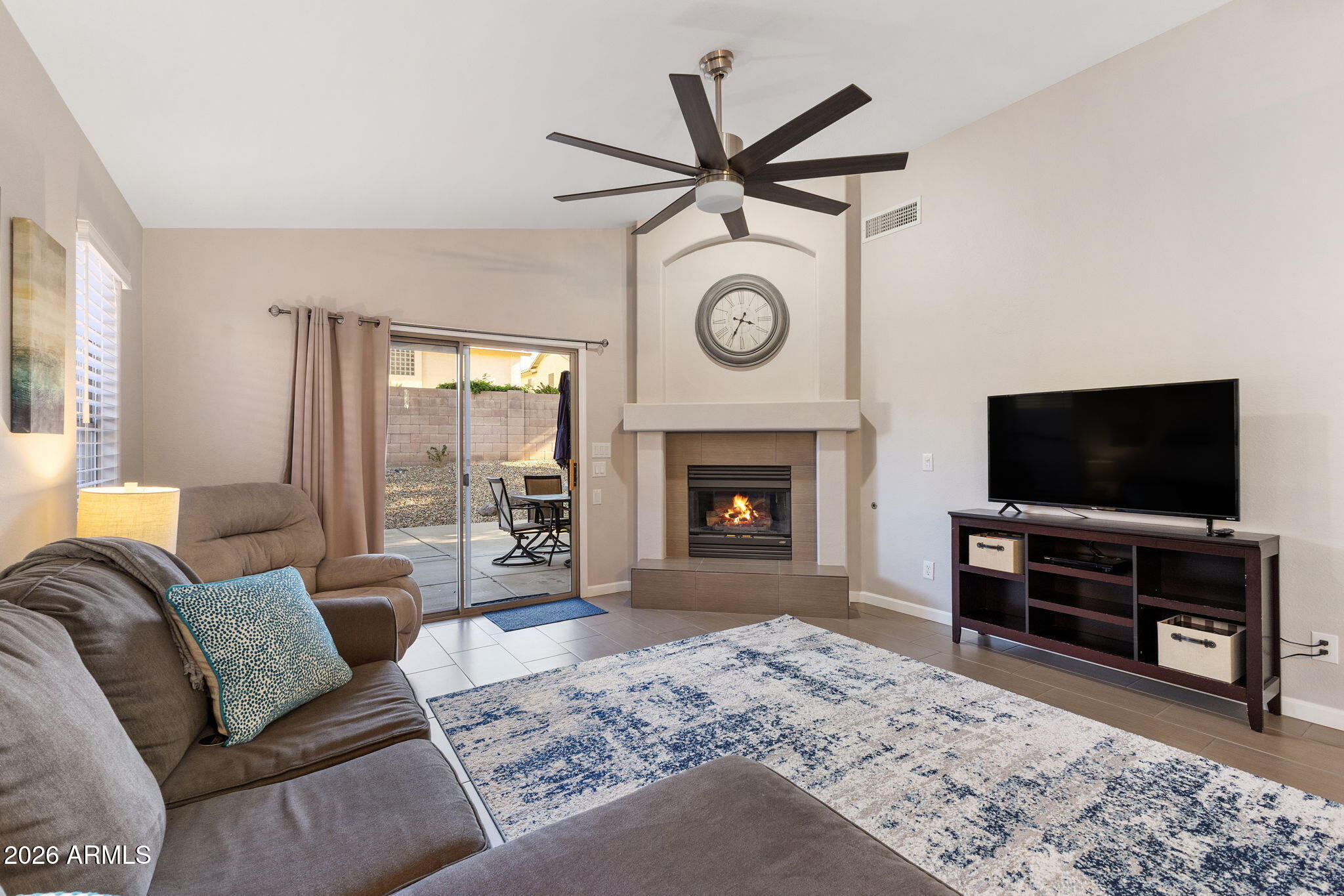 20737 North 37th Way Phoenix, AZ 85050 - Photo 9 of 23 Great room